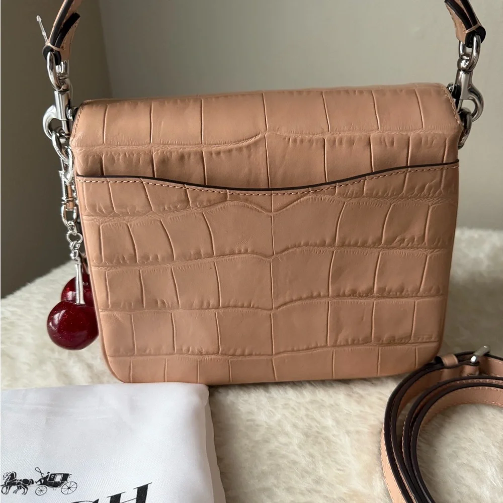 NWT Coach Embossed Croc Leather Cassie 19 bag in beige with cherry charm - Picture 9 of 15
